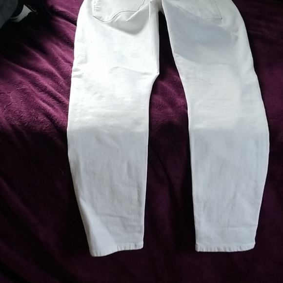 Loft white jeans size 2 curvy, high rise - Picture 4 of 4
